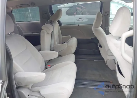 2015 Toyota Sienna Le 8 Passenger из США, поврежденный, VIN 5TDKK3DC8FS688568